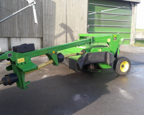 2001 John Deere 1365