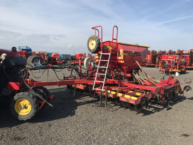 2001 Vaderstad  Rapid RD  400F