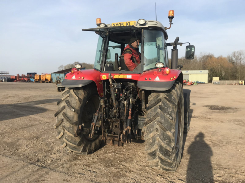 2005 Massey Ferguson 6475 Dynashift