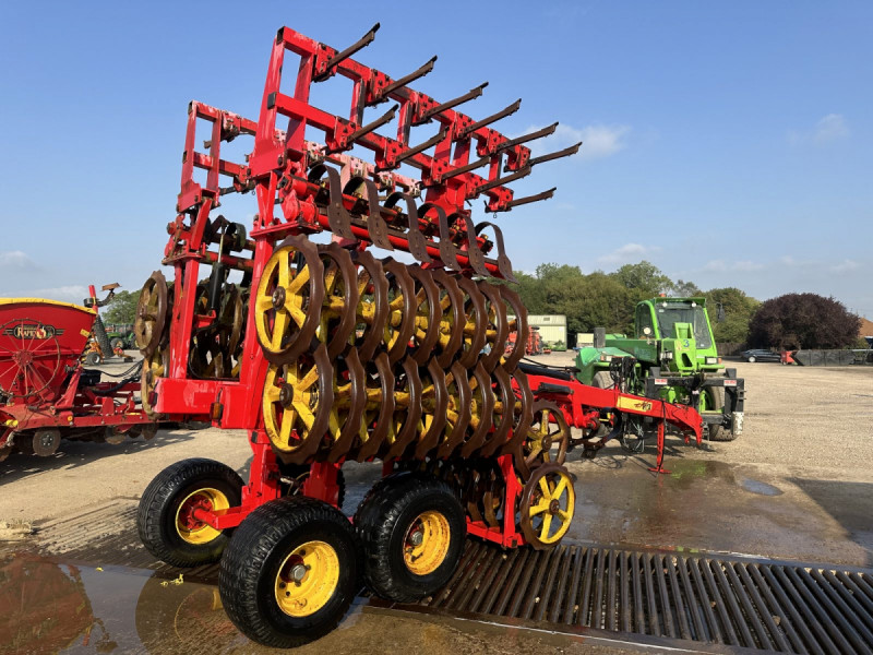 2005 Vaderstad  Rexuis Twin RST 550