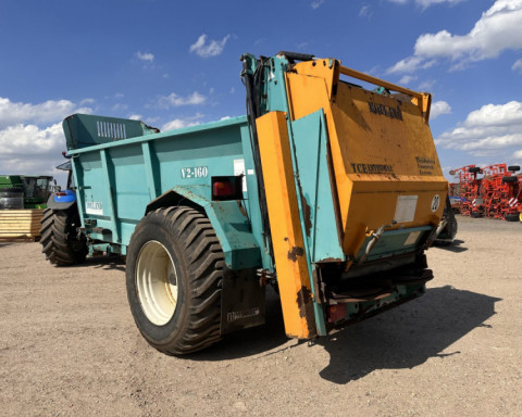 2007 Rolland  V2 160 TCE compost spreader