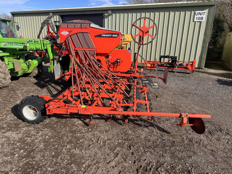 2008 Kuhn MEGANT 600-40