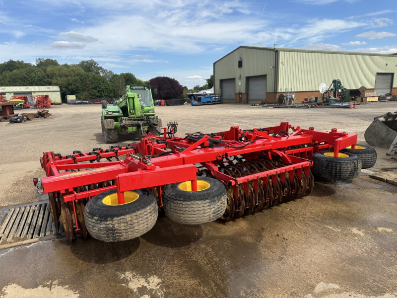 2009 Vaderstad  Rexuis Twin RST 630 