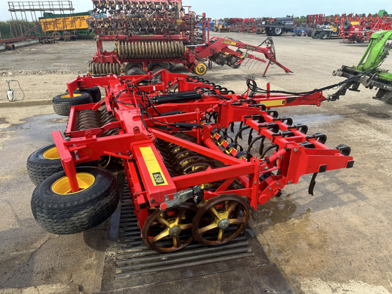 2009 Vaderstad  Rexuis Twin RST 630 