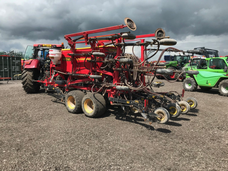 2009 Vaderstad  seed hawk