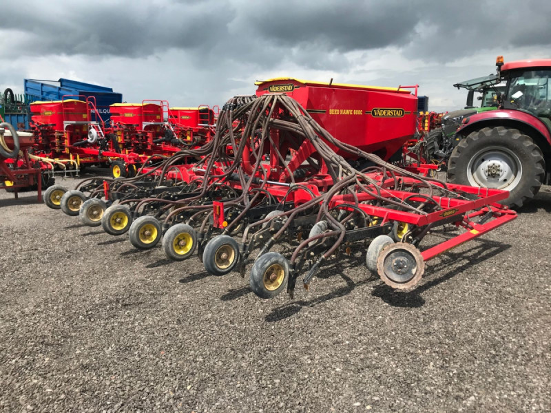 2009 Vaderstad  seed hawk