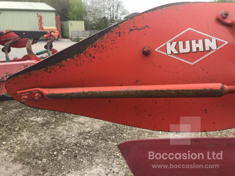 2010 Kuhn Varimaster 152