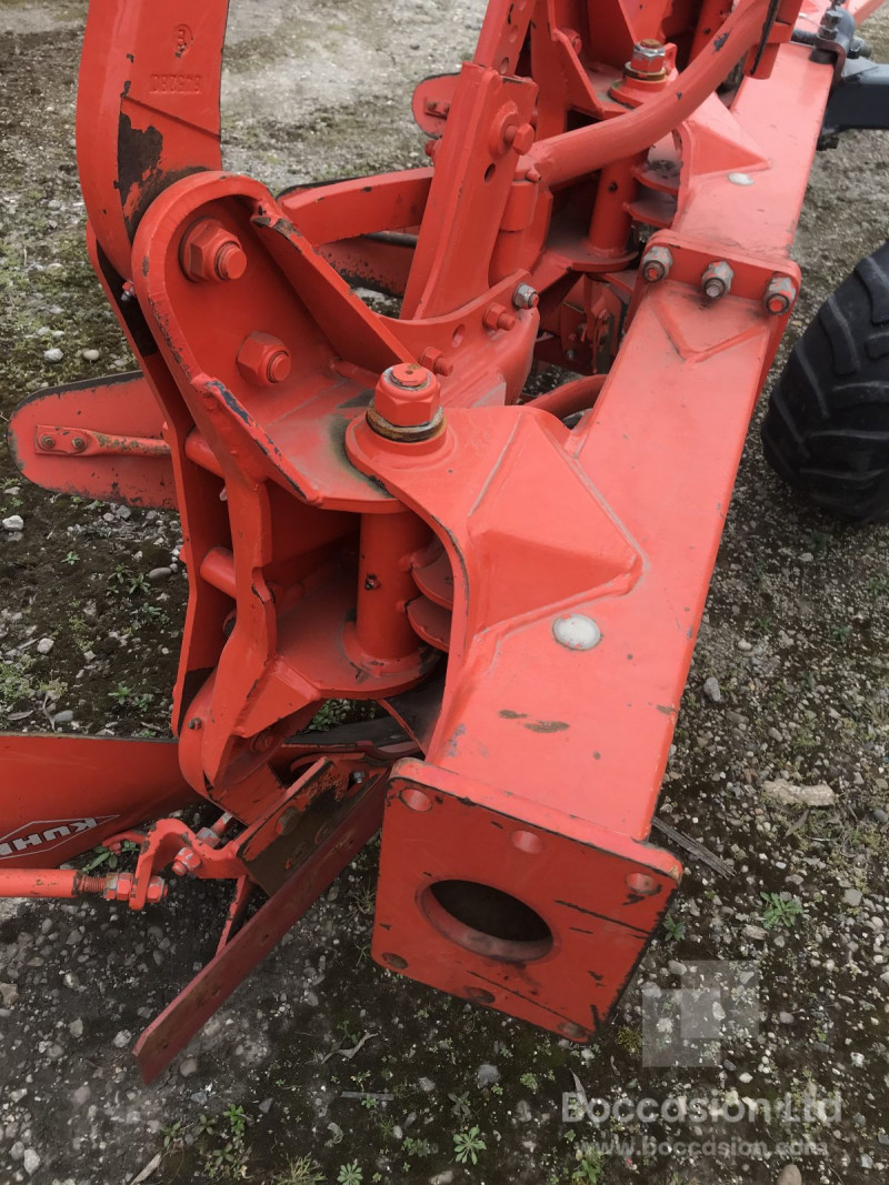 2010 Kuhn Varimaster 152