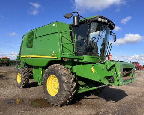 2011 John Deere T550