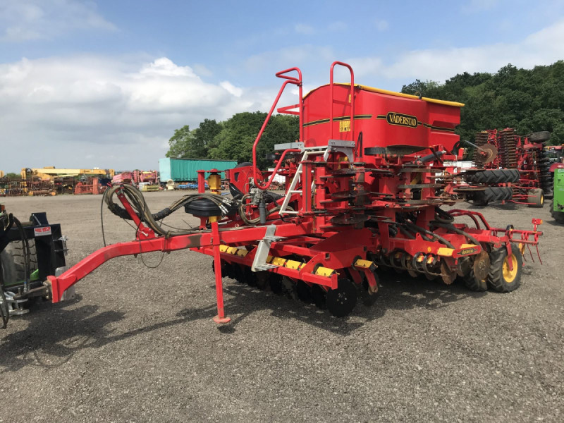 2011 Vaderstad  400s