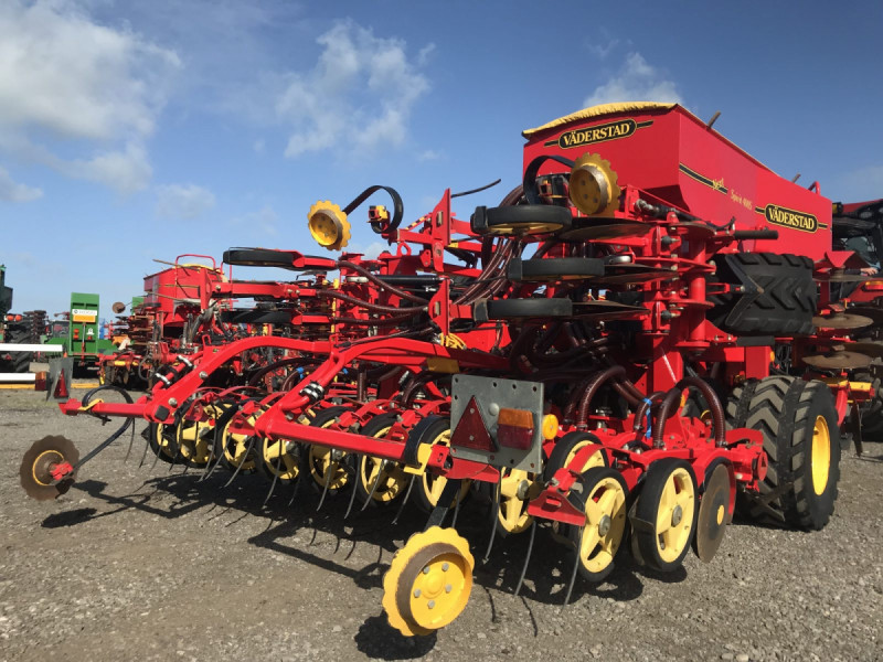 2011 Vaderstad  Spirit ST400