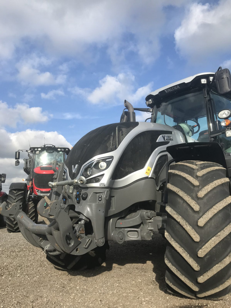 2020 Valtra  S324