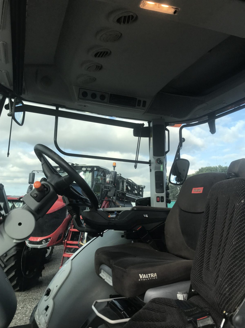 2020 Valtra  S324