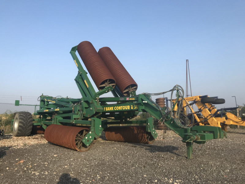 2013 Cousins 15.4m 7 bank contour rolls