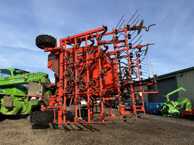 2013 Kuhn  Megant 480 36DTS 