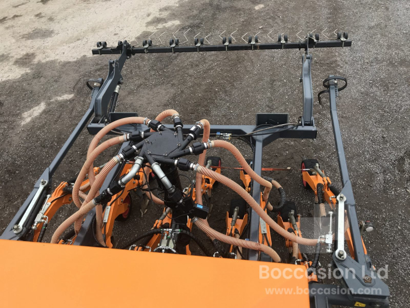 2013 Mzuri Pro-till trailed 3m