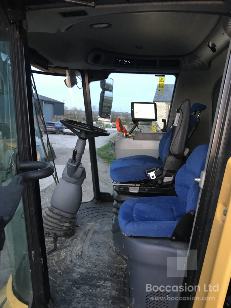 2013 New Holland CR9080 Smart tracks