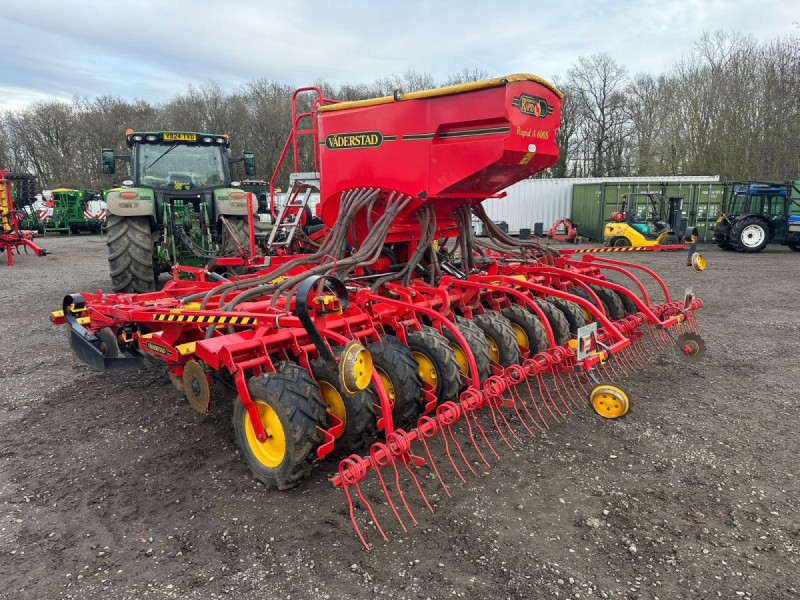 2015 Väderstad Rapid 600s Seed Drill