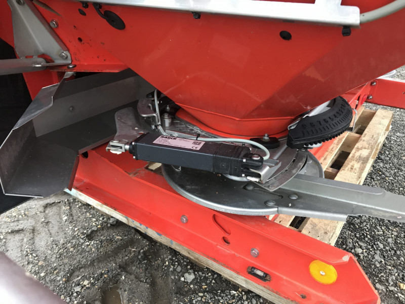 2016 Kuhn Axis 50.1 H-EMC W