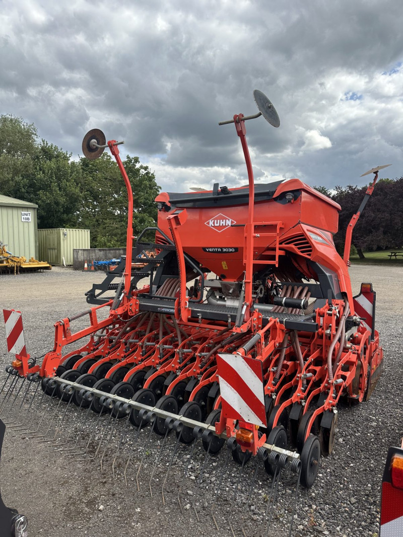 2016 Kuhn VENTA 3030