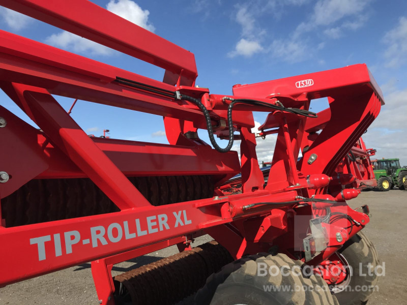 2017 HE-VA Tip-Roller XL1530