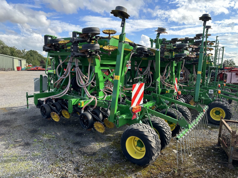 2017 John Deere 750A 4m