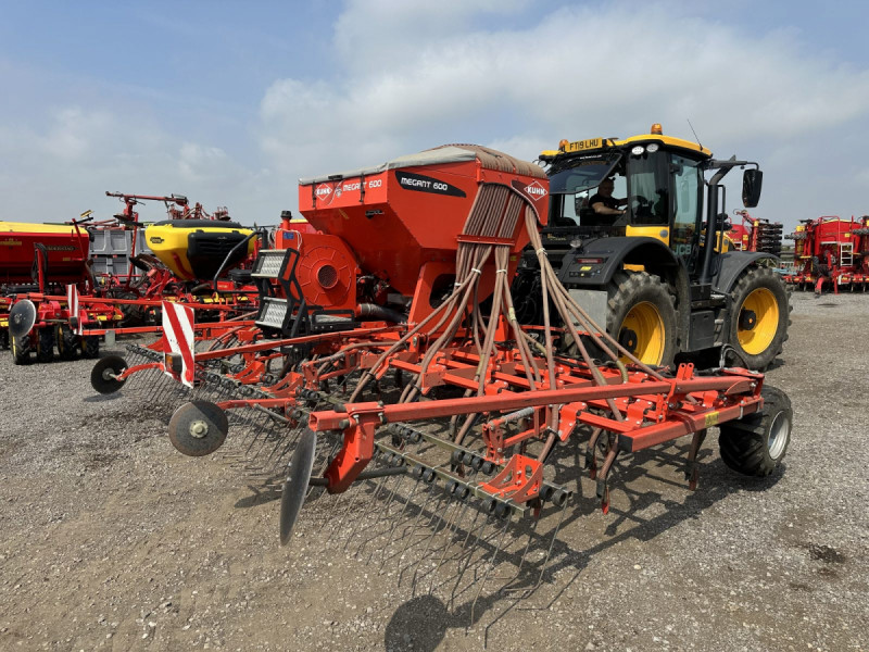 2017 Kuhn MEGANT 600-40