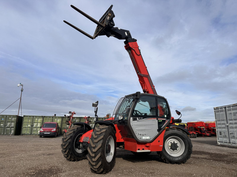 2017 Manitou MT 932