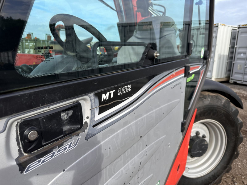 2017 Manitou MT 932