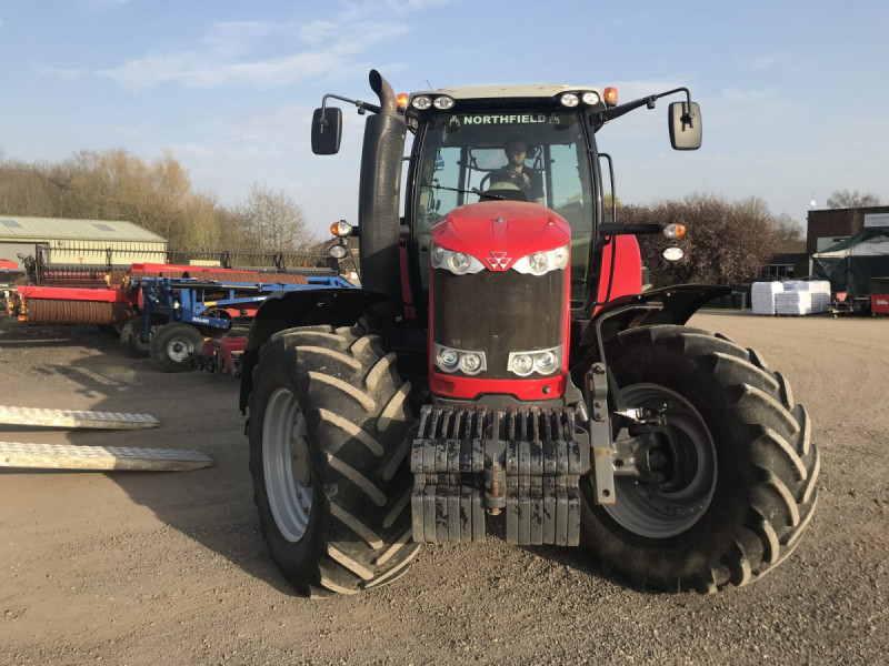 2017 Massey Ferguson 7719 dyna-6 Efficient