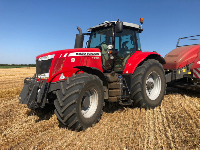 2017 Massey Ferguson 7726 Dyna-6 Efficient