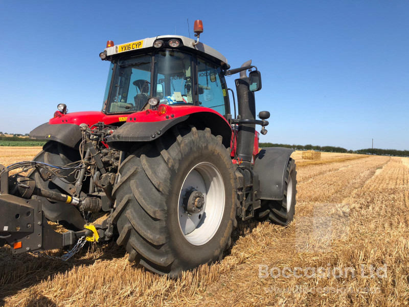 2017 Massey Ferguson 7726 Dyna-6 Efficient