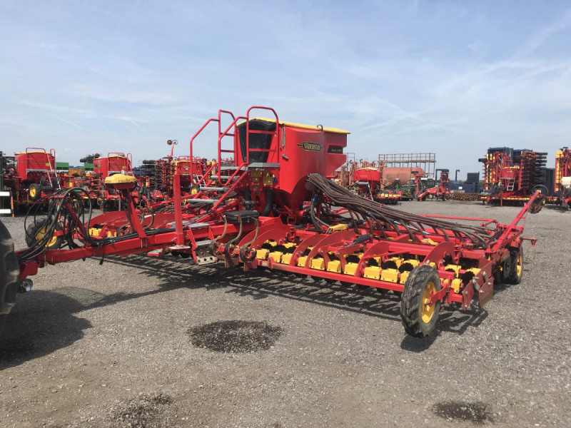 2017 Vaderstad  Rapid A 800S