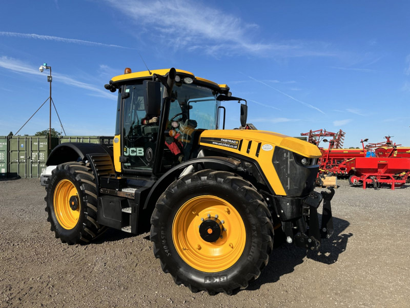 2019 JCB Fastrac 4220