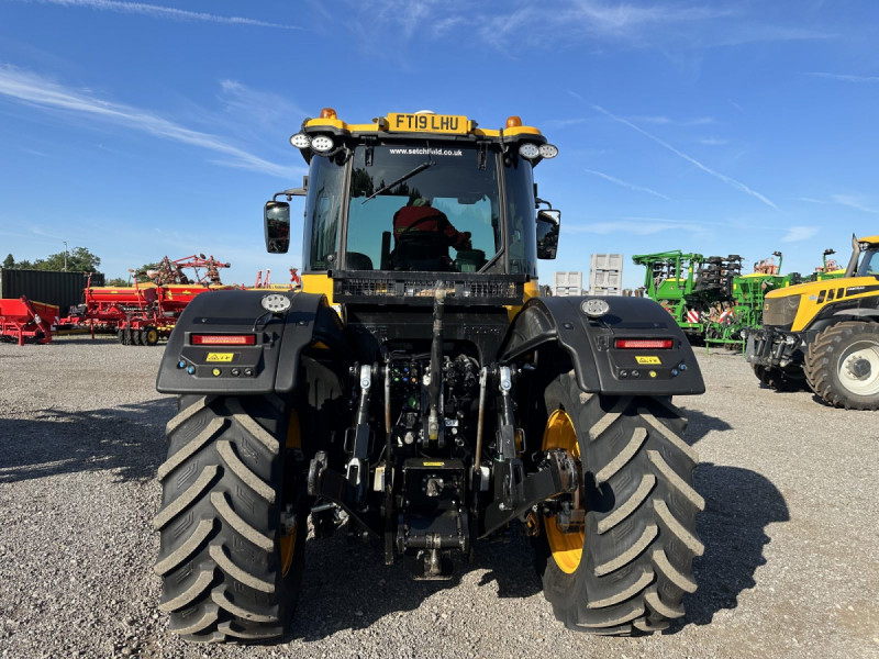 2019 JCB Fastrac 4220