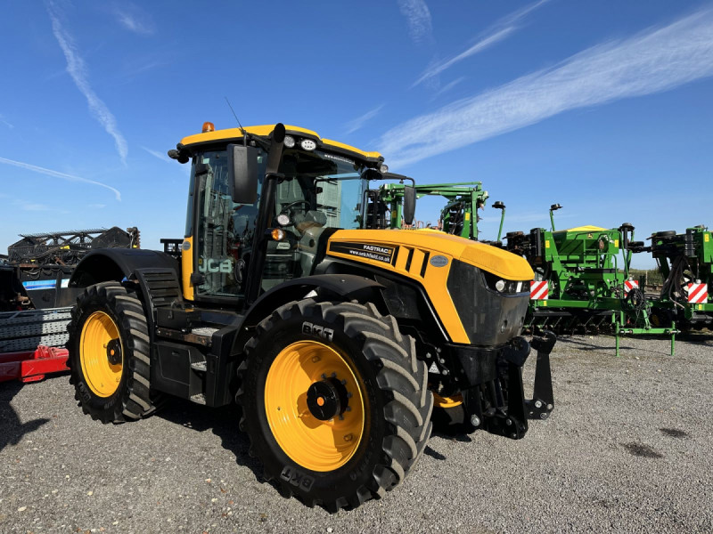 2019 JCB Fastrac 4220