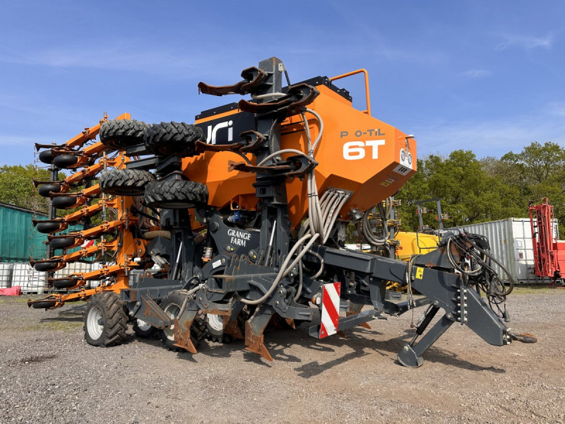 2019 Mzuri Pro-Til  Select 6m  c/w grain and fertilizer tank.