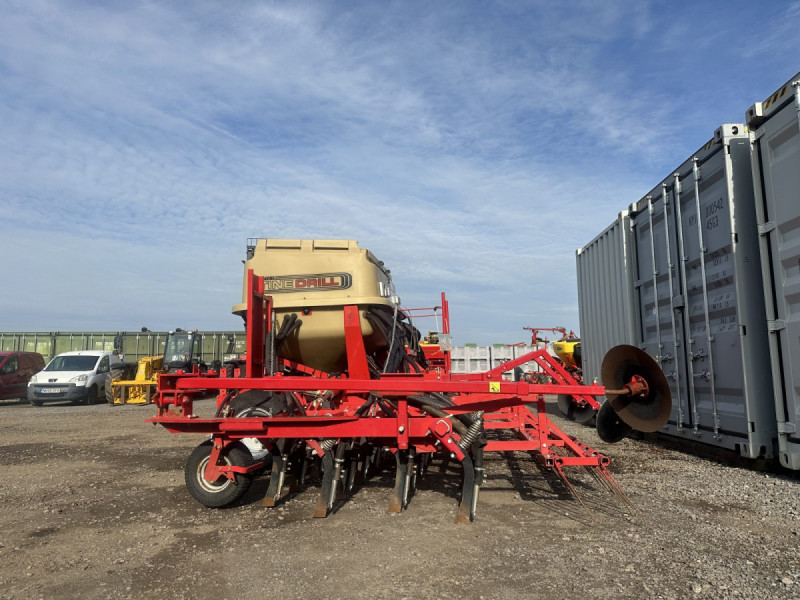 2019 Weaving Sabre 6m auto reset  tines seeder