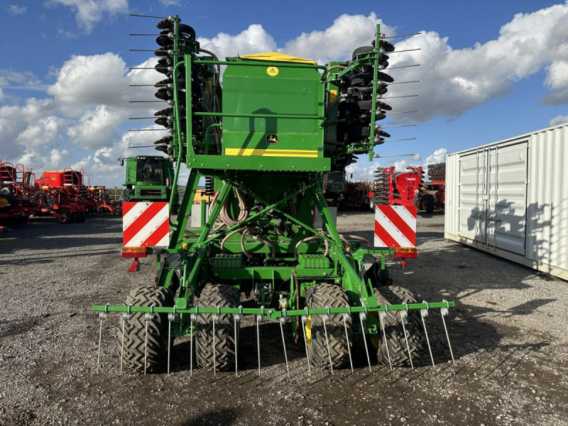 2020 John Deere 750A 6m ProSeries Opener