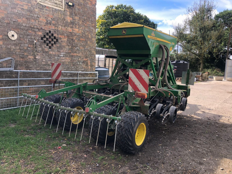 2021 John Deere  750A 3m