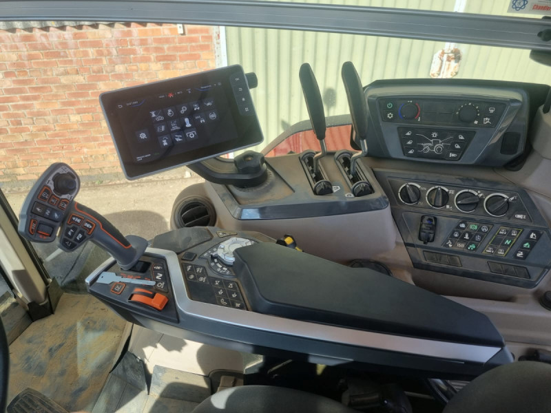 2021 Massey Ferguson 8S.205 Dyna-7