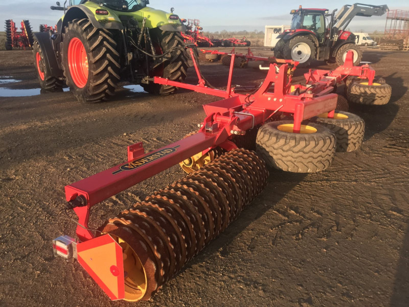 2021 Vaderstad  Rexuis 1020 Cambridge rolls