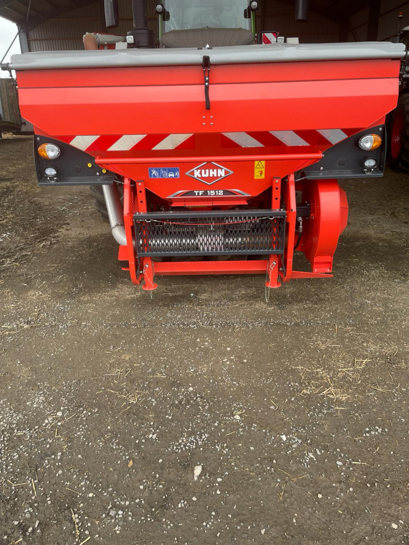 2023 Kuhn  HR 6040 RCS and VENTA TF 1512 6m combi.